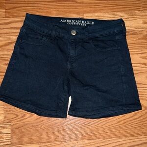 American Eagle Outfitters Midi black shorts, Size 4.